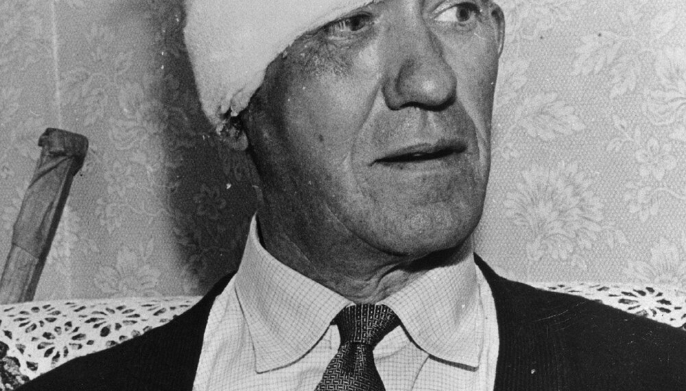 14 STING I HODET: Lokfører Jack Mills måtte sy 14 sting i hodet etter overfallet. Han kom aldri tilbake i jobben. 14 STING I HODET: Lokfører Jack Mills måtte sy 14 sting i hodet etter overfallet. Han kom aldri tilbake i jobben.