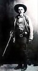 GAMBLER: Mang en svindler forsøkte å loppe til seg penger fra Slaughter, noe de sjeldent klarte med hell. Her et fotografi fra hans eldre dager. GAMBLER: Mang en svindler forsøkte å loppe til seg penger fra Slaughter, noe de sjeldent klarte med hell. Her et fotografi fra hans eldre dager.