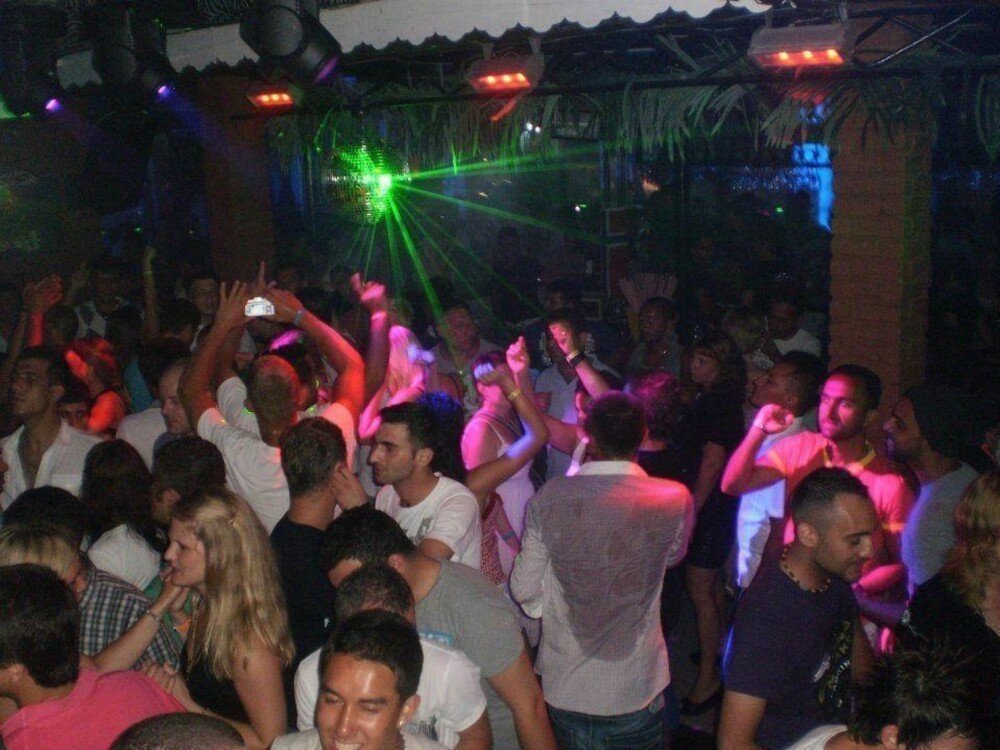 ILLUSTRASJONSBILDE: Det festes mye og lenge i sydligere strøk. (Magaluf). ILLUSTRASJONSBILDE: Det festes mye og lenge i sydligere strøk. (Magaluf).