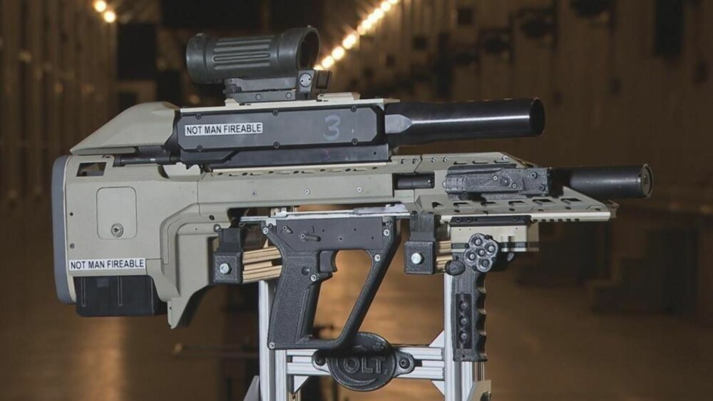 FØRSTE TITT: Colt Canada utvikler et smartvåpen for Defense Research & Development Canada (DRDC) Automatisk siktesystem gjør dette våpenet til et mareritt for fienden. FØRSTE TITT: Colt Canada utvikler et smartvåpen for Defense Research & Development Canada (DRDC) Automatisk siktesystem gjør dette våpenet til et mareritt for fienden.