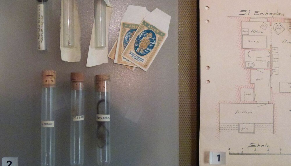 SPOR: Det var ikke mange ledetråder i Lindeströms leilighet, men dette er bilder av de få sporene som politiet fant. SPOR: Det var ikke mange ledetråder i Lindeströms leilighet, men dette er bilder av de få sporene som politiet fant.