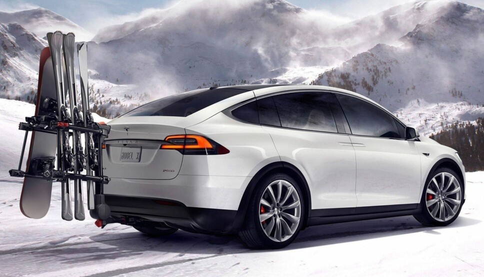 <b>KOSTBAR - OG POPULÆR: </b>Tesla Model X er kanskje det fremste eksempelet på hvordan elbilbølgen har endret bilmarkedet i Norge. Aldri før har en så kostbar bil solgt i så store antall her til lands. <b>KOSTBAR - OG POPULÆR: </b>Tesla Model X er kanskje det fremste eksempelet på hvordan elbilbølgen har endret bilmarkedet i Norge. Aldri før har en så kostbar bil solgt i så store antall her til lands.