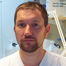 Gunnar Skov Simonsen er leder for Norsk overvåkingssystem for antibiotikaresistens hos mikrober (NORM) ved Universitetssykehuset Nord-Norge. Gunnar Skov Simonsen er leder for Norsk overvåkingssystem for antibiotikaresistens hos mikrober (NORM) ved Universitetssykehuset Nord-Norge.