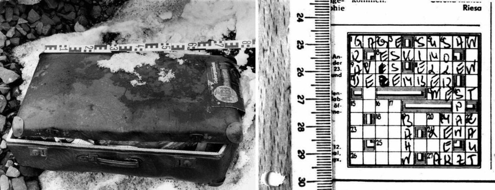 KRYSSORDDRAPET: I denne kofferten blir liket av Lars Bense (7) funnet pakket i plast og avispapir. Kryssordene i avisene skulle til slutt lede fram til drapsmannen. KRYSSORDDRAPET: I denne kofferten blir liket av Lars Bense (7) funnet pakket i plast og avispapir. Kryssordene i avisene skulle til slutt lede fram til drapsmannen.