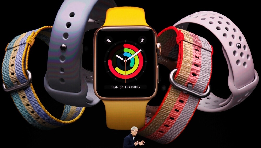 ENDELIG MED 4G: Apple Watch Series 3 ser helt lik ut de to foregående generasjonene, men årets modell støtter endelig 4G. Batteritiden er dessverre ikke forbedret. ENDELIG MED 4G: Apple Watch Series 3 ser helt lik ut de to foregående generasjonene, men årets modell støtter endelig 4G. Batteritiden er dessverre ikke forbedret.