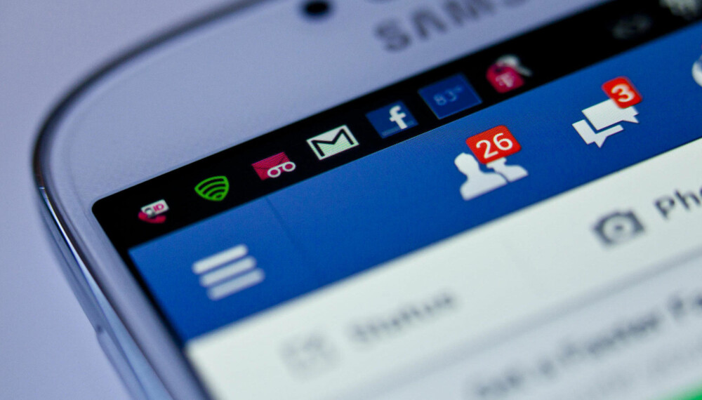 Med Facebook installert på en mobil med GPS kan du få de mest overraskende venneforespørslene. Med Facebook installert på en mobil med GPS kan du få de mest overraskende venneforespørslene.