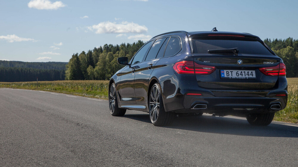 KRAFTFULL: BMWs 5-serie Touring er en bil som har en diskret, men likevel kraftfull tilstedeværelse. KRAFTFULL: BMWs 5-serie Touring er en bil som har en diskret, men likevel kraftfull tilstedeværelse.
