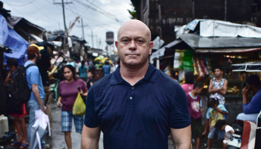 SIKKER I SIN SAK: Ross Kemp har i 15 år reist verden over og laget dokumentarfilmer. Han er ikke i tvil om hva som er verdenssamfunnets største utfordring i fremtiden. SIKKER I SIN SAK: Ross Kemp har i 15 år reist verden over og laget dokumentarfilmer. Han er ikke i tvil om hva som er verdenssamfunnets største utfordring i fremtiden.