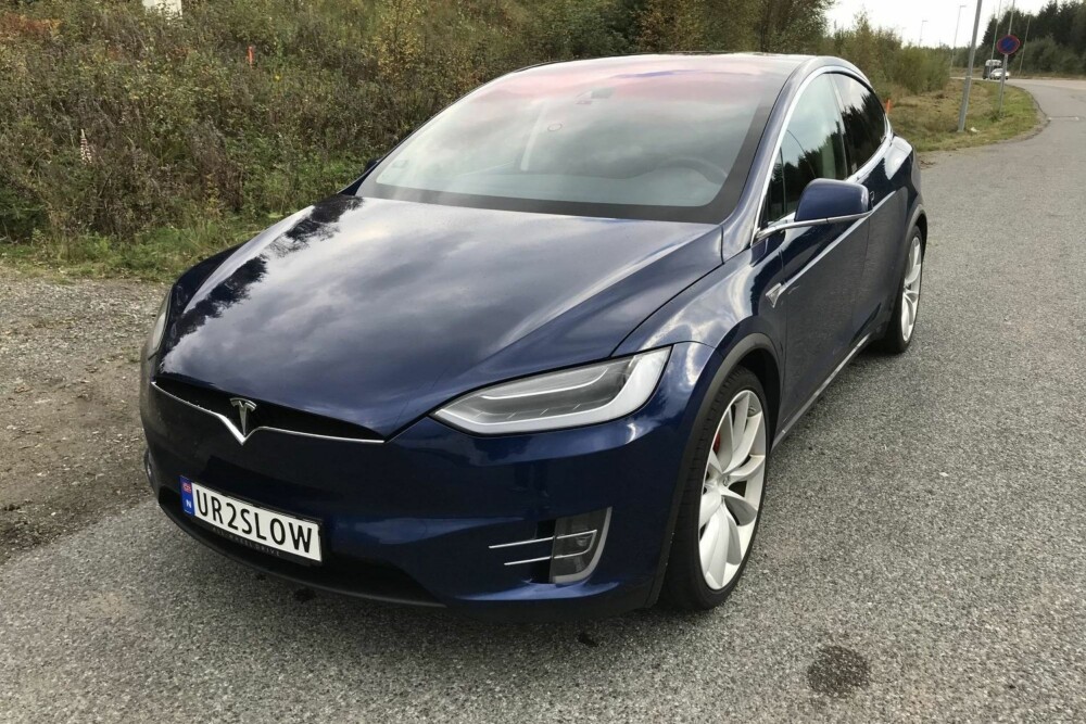 Siden en 22 år gammel Toyota Corolla har fått skiltet 2FAST4U, ble det UR2SLOW på Pål Henrik sin Tesla Model X ... Siden en 22 år gammel Toyota Corolla har fått skiltet 2FAST4U, ble det UR2SLOW på Pål Henrik sin Tesla Model X ...