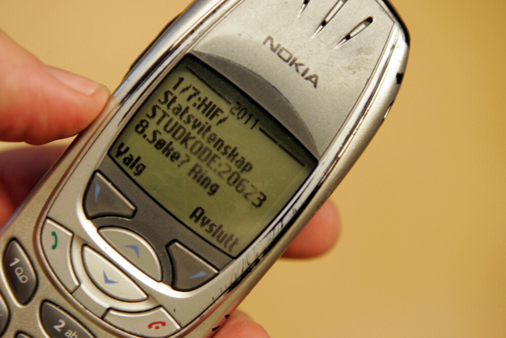 Eksempel på en tekstmelding i form av SMS i 2004. Eksempel på en tekstmelding i form av SMS i 2004.