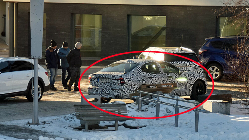 AVSLØRT: En helt ny Volvo-modell avslørt på kuldetest i Lofoten. AVSLØRT: En helt ny Volvo-modell avslørt på kuldetest i Lofoten.