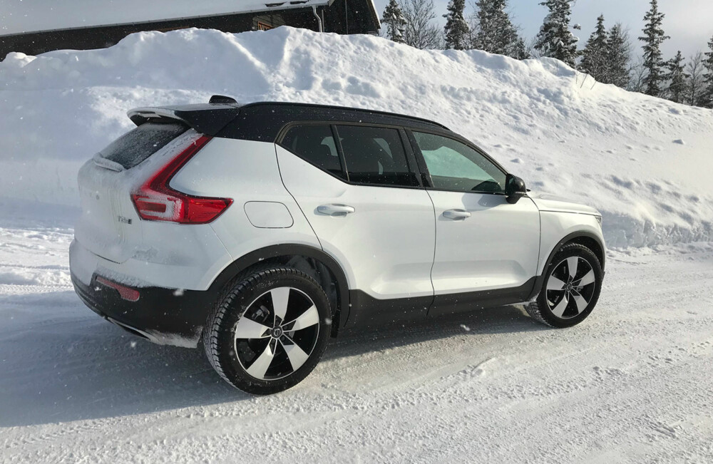 Volvo har hanket inn en svært presisjetung pris, deres XC40 er Årets bil 2018. Volvo har hanket inn en svært presisjetung pris, deres XC40 er Årets bil 2018.