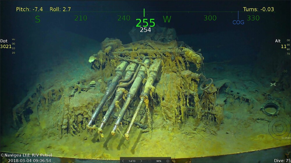 VÅT GRAV: USS Lexington sank under 2. verdenskrig. Nå har styrtrike Paul Allen funnet det igjen på 3000 meters dyp. VÅT GRAV: USS Lexington sank under 2. verdenskrig. Nå har styrtrike Paul Allen funnet det igjen på 3000 meters dyp.