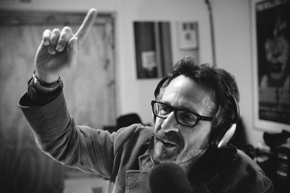 IKKE REDD FOR EN DISKUSJON: Marc Marons podcast «WTF» er blant verdens mest populære. Han er ikke redd for at det skal bli dårlig stemning med en gjest. Her et bilde fra innspilling. IKKE REDD FOR EN DISKUSJON: Marc Marons podcast «WTF» er blant verdens mest populære. Han er ikke redd for at det skal bli dårlig stemning med en gjest. Her et bilde fra innspilling.