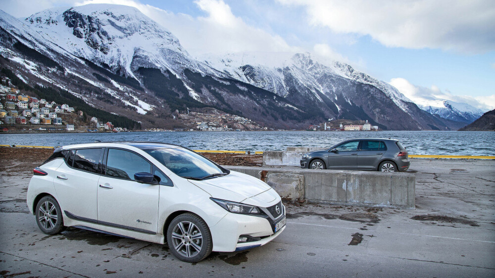 ODDA: Vakker natur, hustrig kaiområde. Tur-retur Oslo-vestlandet ble det ladet på Flå, Hol, Kinsarvik, Haukeliseter fjellstue, Seljord, Kongsberg og Oslo. ODDA: Vakker natur, hustrig kaiområde. Tur-retur Oslo-vestlandet ble det ladet på Flå, Hol, Kinsarvik, Haukeliseter fjellstue, Seljord, Kongsberg og Oslo.