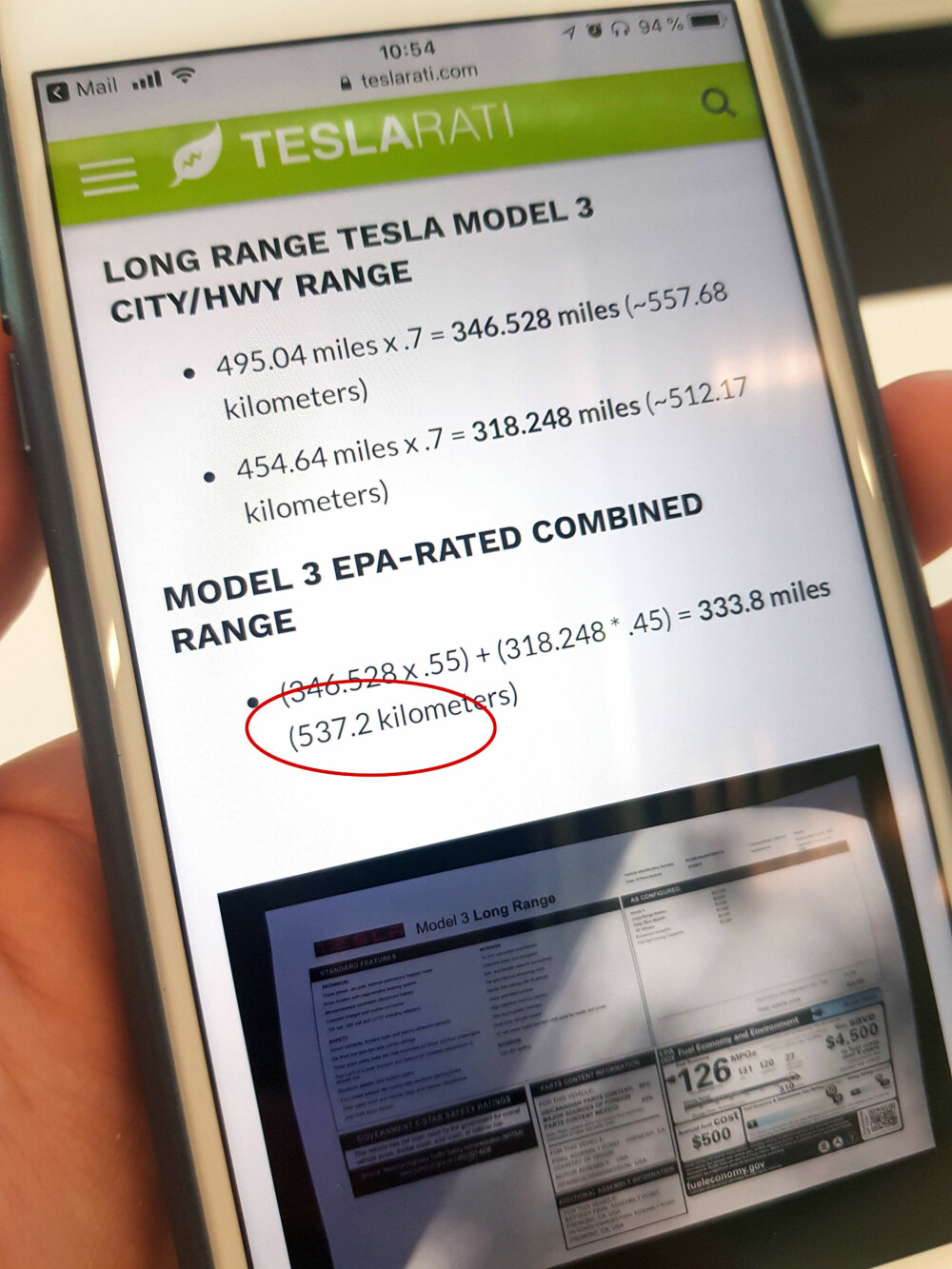 LIKE LANG REKKEVIDDE SOM MODEL S 100D: Den Tesla-dedikerte nettsiden Teslarati har regnet ut EPA-rekkevidden til long range-utgaven av Tesla Model 3. Den ligger et godt stykke over den offisielle rekkevidden. LIKE LANG REKKEVIDDE SOM MODEL S 100D: Den Tesla-dedikerte nettsiden Teslarati har regnet ut EPA-rekkevidden til long range-utgaven av Tesla Model 3. Den ligger et godt stykke over den offisielle rekkevidden.