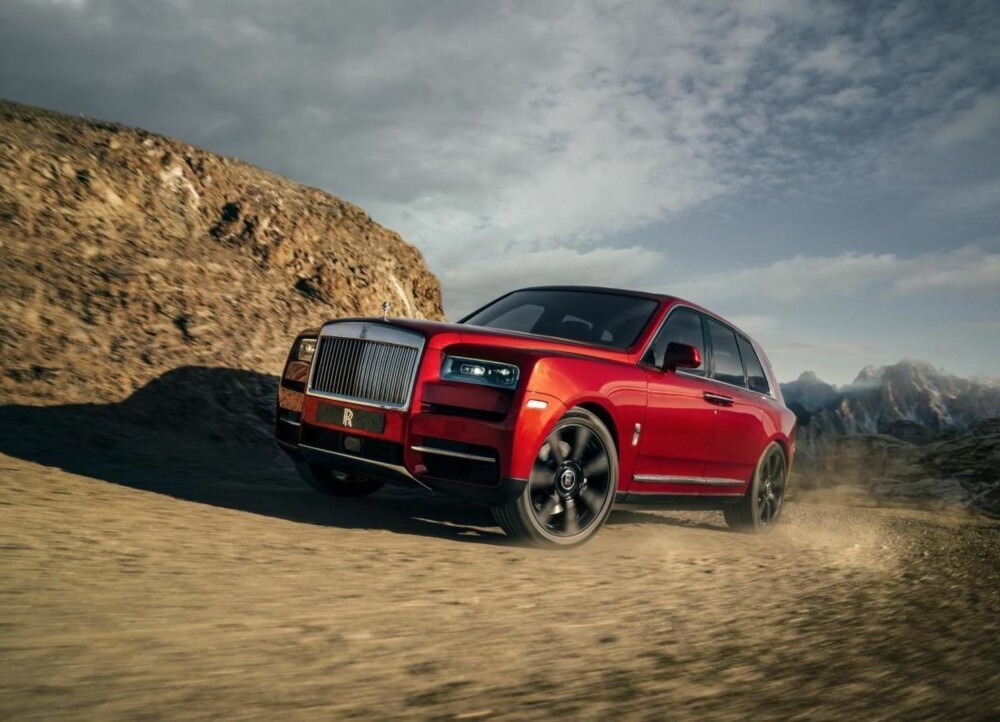 VILLMARKS-ROLLS: Rolls-Royce har ikke spart på noe og har tydeligvis enorme forventninger til SUVen Cullinan. VILLMARKS-ROLLS: Rolls-Royce har ikke spart på noe og har tydeligvis enorme forventninger til SUVen Cullinan.
