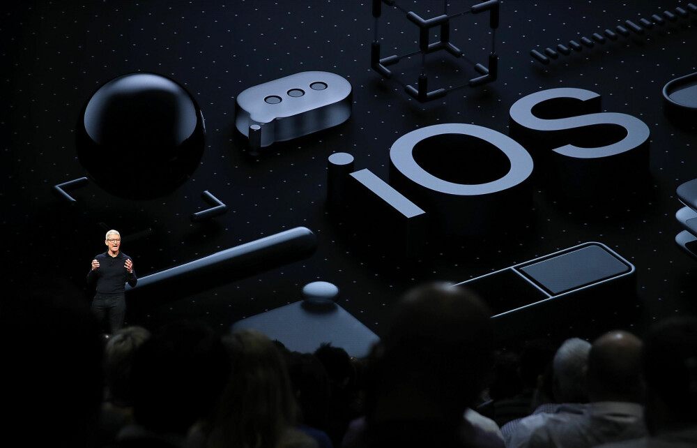 WWDC 2018: Apple sparker i gang tekno- og utviklermessen WWDC mandag klokken 19.00 norsk tid. Det er forventet at applesjef Tim Cook vil avduke de største nyhetene i Apples neste operativsystem iOS 12 under hovedtalen mandag kveld. WWDC 2018: Apple sparker i gang tekno- og utviklermessen WWDC mandag klokken 19.00 norsk tid. Det er forventet at applesjef Tim Cook vil avduke de største nyhetene i Apples neste operativsystem iOS 12 under hovedtalen mandag kveld.