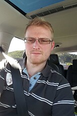 TUNGSOLGT: Svein Andreas sier han ble sjokkert over hvor tungsolgt hybridbilen var. TUNGSOLGT: Svein Andreas sier han ble sjokkert over hvor tungsolgt hybridbilen var.