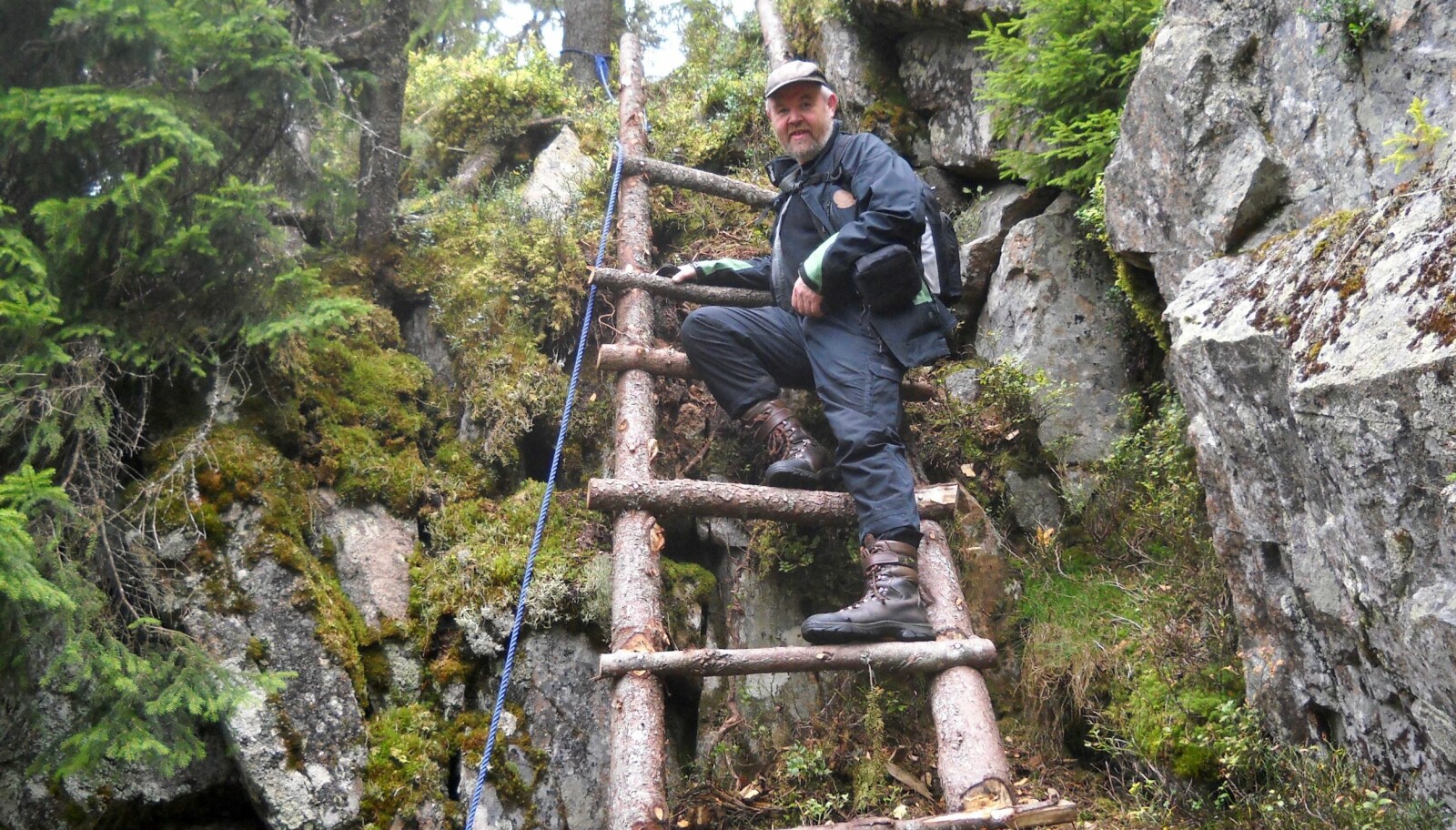 <b>JAKOBSTIGEN: </b>Jakobstigen består av mange stiger på vei ned i gjelet ved utløpet av Store Bumla <b>JAKOBSTIGEN: </b>Jakobstigen består av mange stiger på vei ned i gjelet ved utløpet av Store Bumla