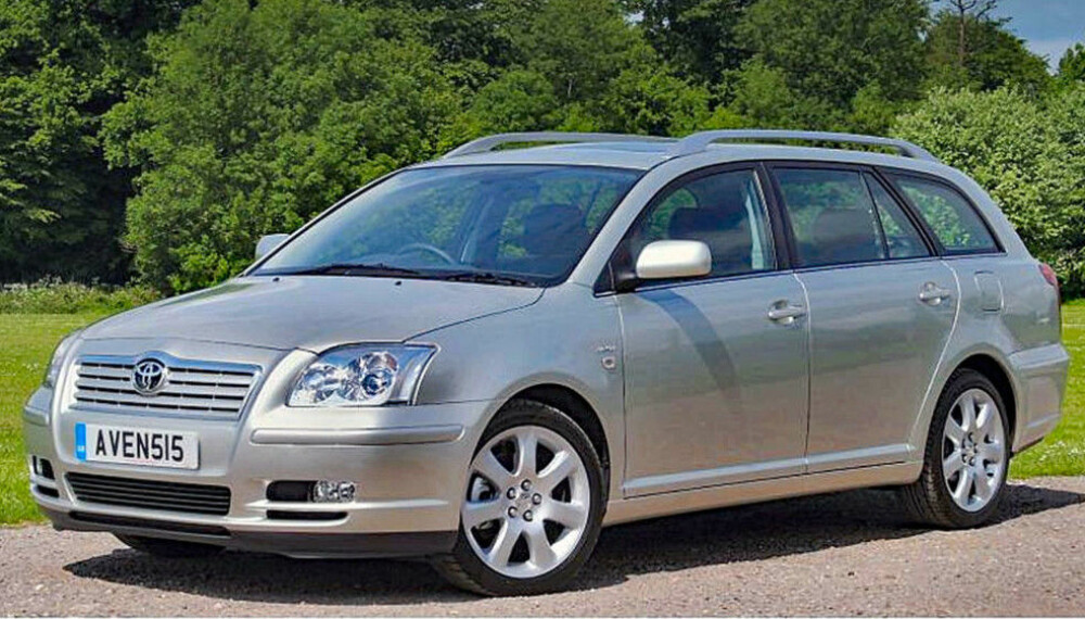 2004 ble det beste Avensis-året i Norge med over 6.000 solgte biler. 2004 ble det beste Avensis-året i Norge med over 6.000 solgte biler.