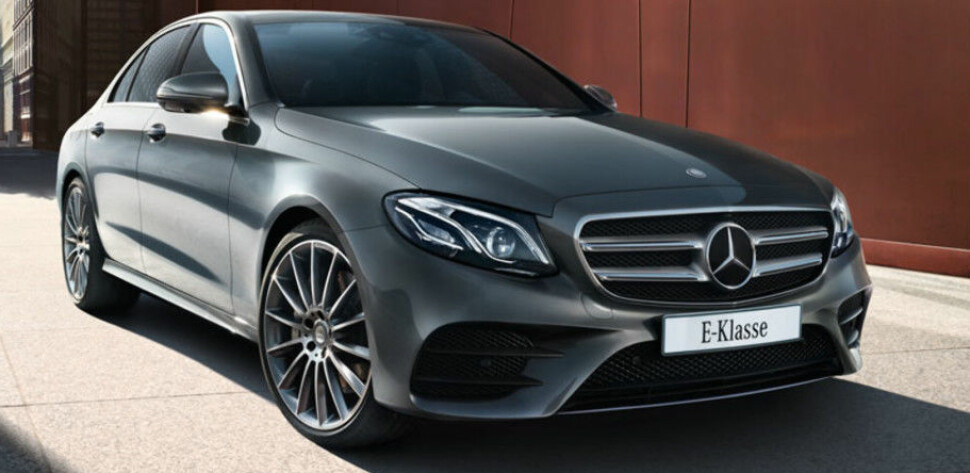 I følge ADAC slipper Mercedes E220d ut mindre CO2 enn Tesla Model X hvis vi ser på hele livsløpet til modellene. I følge ADAC slipper Mercedes E220d ut mindre CO2 enn Tesla Model X hvis vi ser på hele livsløpet til modellene.