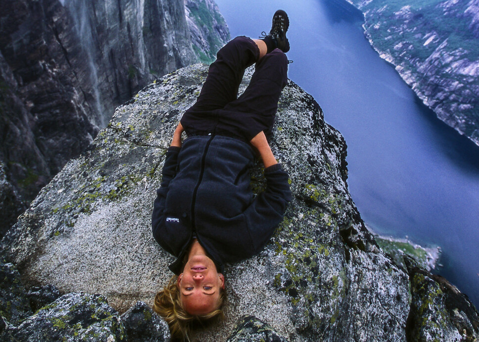 <b>KJÆRAG: </b>Selve majesteten i Lysefjorden. Med 1000 loddrette meter ned i fjorden med blankskurt granittberg er dette en krevende tur på merket sti. <b>KJÆRAG: </b>Selve majesteten i Lysefjorden. Med 1000 loddrette meter ned i fjorden med blankskurt granittberg er dette en krevende tur på merket sti.