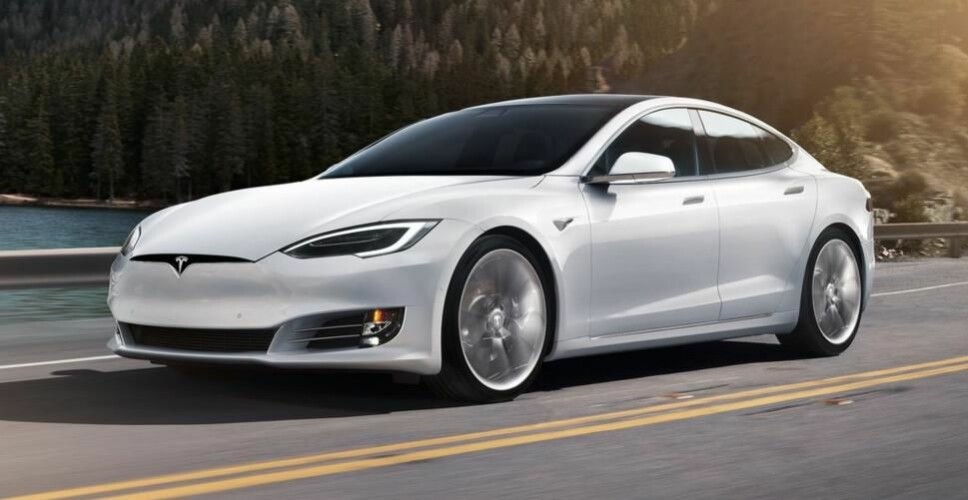 Så langt i år har Tesla solgt og levert rett i underkant av 2.000 Model S. Så langt i år har Tesla solgt og levert rett i underkant av 2.000 Model S.