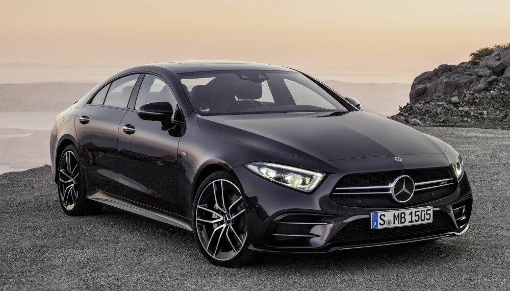 <b>MERCEDES' KRAFTIGSTE DIESELMOTOR: </b>Nye CLS er blant modellene som leveres med en nyutviklet rekkeseks dieselmotor på 3 liter. Det er faktisk den kraftigste dieselmotoren Mercedes noen gang har laget. Ytelsene er 340 hk og brutale 700 Nm. <b>MERCEDES' KRAFTIGSTE DIESELMOTOR: </b>Nye CLS er blant modellene som leveres med en nyutviklet rekkeseks dieselmotor på 3 liter. Det er faktisk den kraftigste dieselmotoren Mercedes noen gang har laget. Ytelsene er 340 hk og brutale 700 Nm.