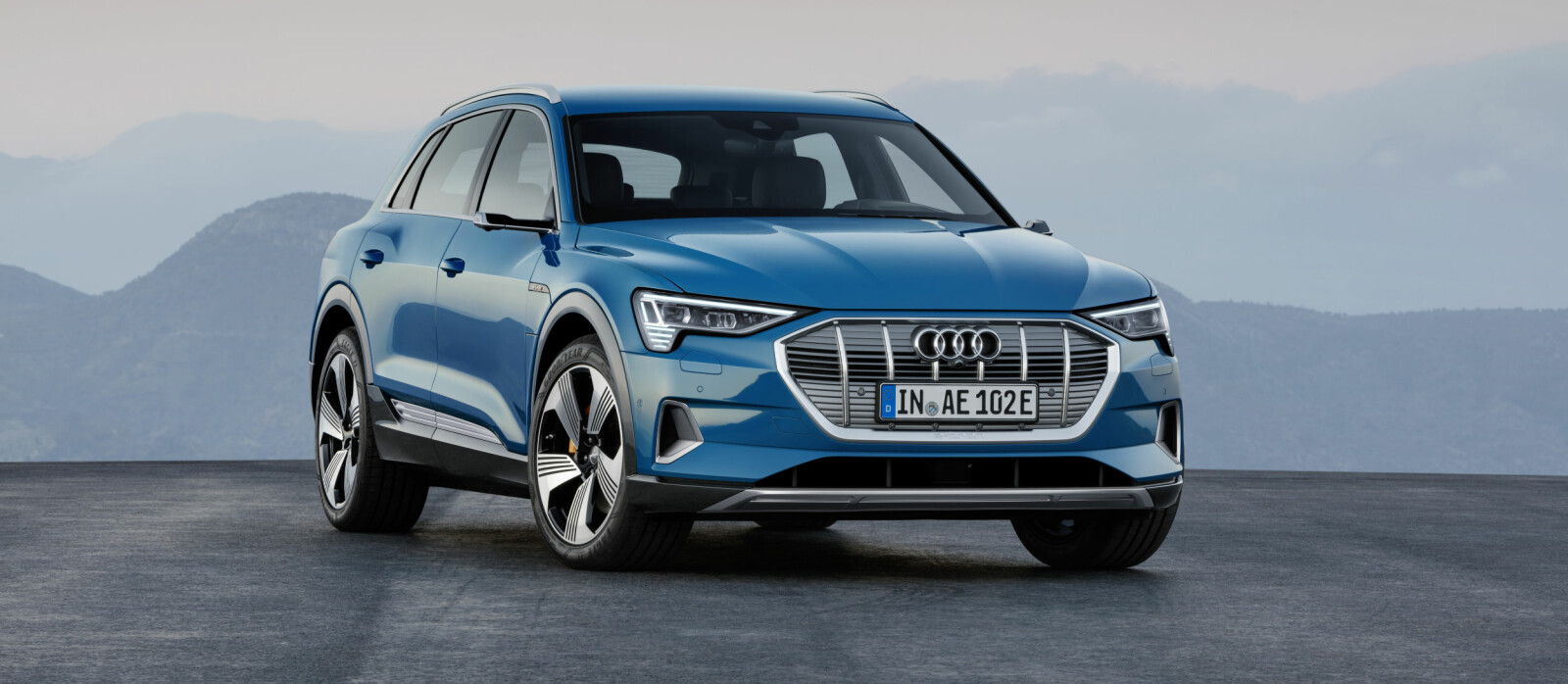 <b>AUDI E-TRON: </b>Her er den, den endelige versjonen av Audi e-tron. Startprisen i Norge er langt fra avskrekkende. <b>AUDI E-TRON: </b>Her er den, den endelige versjonen av Audi e-tron. Startprisen i Norge er langt fra avskrekkende.