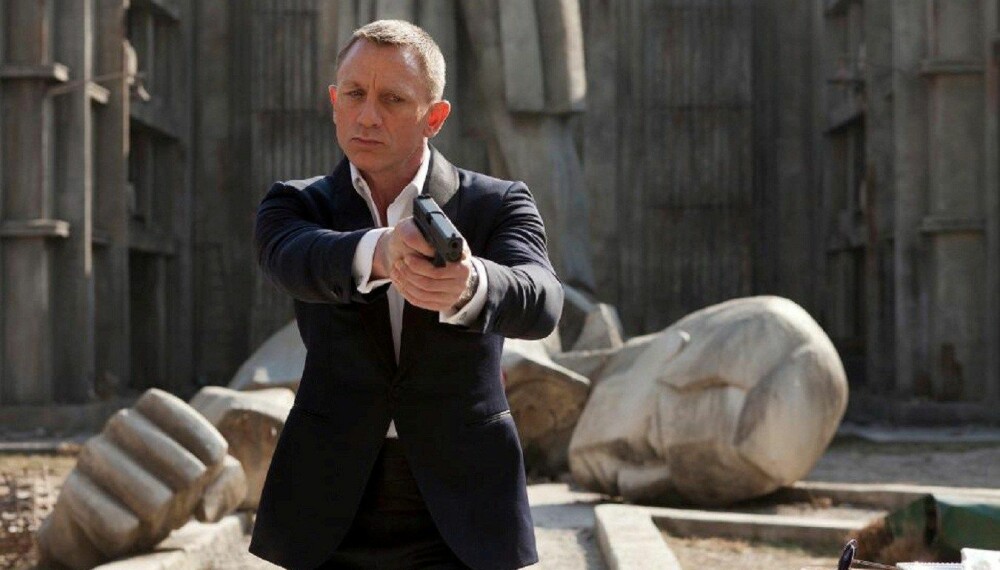 <b>NY SJEF: </b>Daniel Craig skal spille James Bond nok en gang. Nå har filmprodusentene annonsert hvem som skal regissere filmen. <b>NY SJEF: </b>Daniel Craig skal spille James Bond nok en gang. Nå har filmprodusentene annonsert hvem som skal regissere filmen.