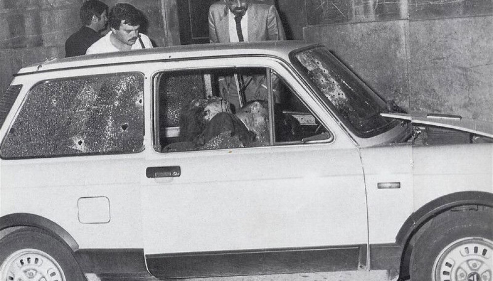 <b>OFRE:</b> General Carlo Alberto Dalla Chiesa ble drept sammen med sin kone og en livvakt i mai 1982. <b>OFRE:</b> General Carlo Alberto Dalla Chiesa ble drept sammen med sin kone og en livvakt i mai 1982.