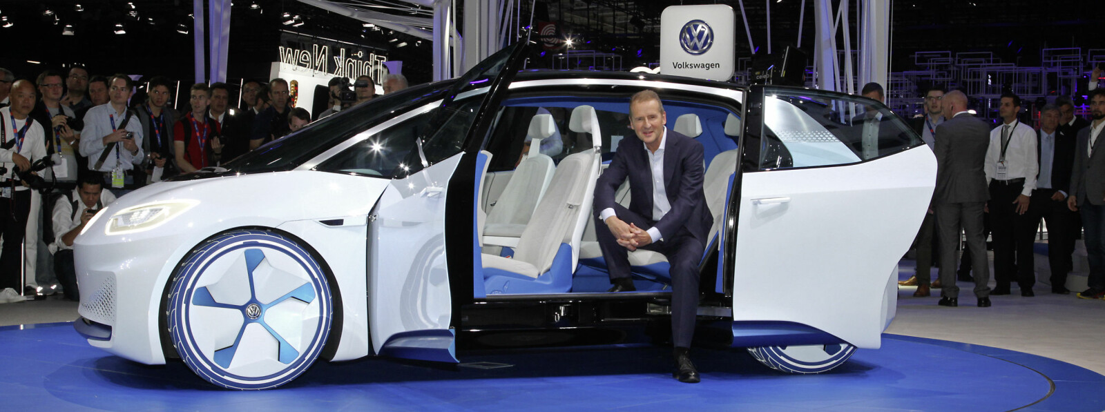 <b>VW ID NEO:</b> Ble avuket på motormessen i Paris i 2016. Merk at Volkswagen ikke selv omtalte bilen som Neo, men bare ID. <b>VW ID NEO:</b> Ble avuket på motormessen i Paris i 2016. Merk at Volkswagen ikke selv omtalte bilen som Neo, men bare ID.