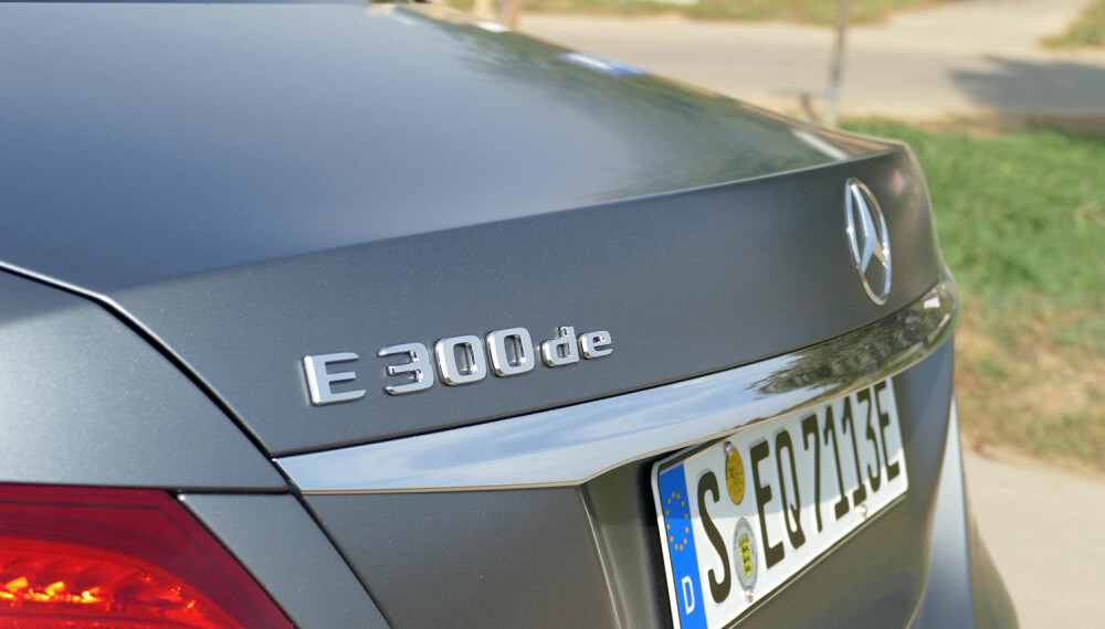 300de betyr at dette er en ladbar dieselhybrid! 300de betyr at dette er en ladbar dieselhybrid!