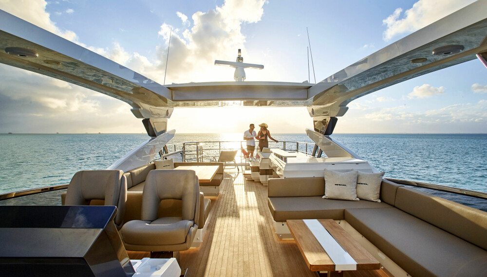 ELEGANT: Selv på flybridge er hver minste detalj i form og farge nøye planlagt. ELEGANT: Selv på flybridge er hver minste detalj i form og farge nøye planlagt.