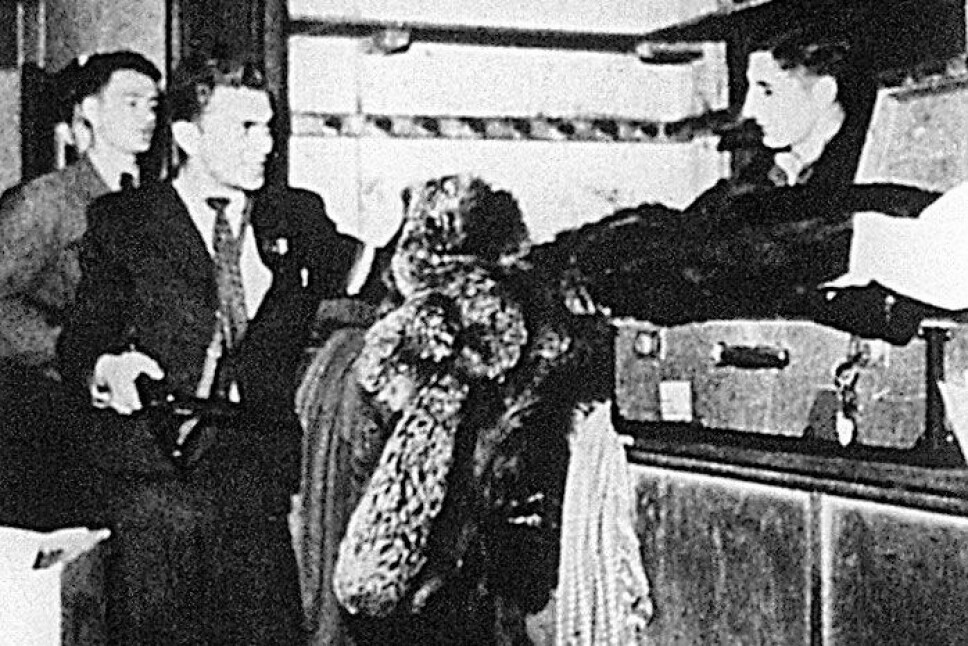 <b>RIKDOMMER:</b> Milorgs folk fant
kofferter fulle av smykker og
dyre pelskåper. <b>RIKDOMMER:</b> Milorgs folk fant
kofferter fulle av smykker og
dyre pelskåper.