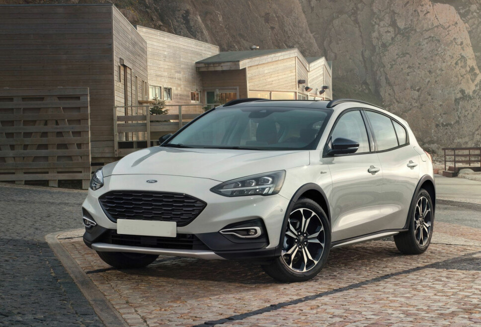 Tre centimeter økt bakkeklaring og en dose offroadstyling skiller Active fra de andre Focus-utgavene. Tre centimeter økt bakkeklaring og en dose offroadstyling skiller Active fra de andre Focus-utgavene.