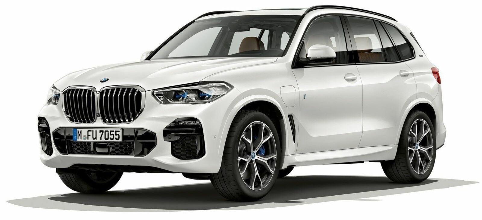 Nye BMW X5 er på vei til norske kunder. Først ut er den med diesel- og bensinmotorer. Det er imidlertid den ladbare hybriden som ventes å bli volummodellen. Den kommer først andre halvår i 2019. Nye BMW X5 er på vei til norske kunder. Først ut er den med diesel- og bensinmotorer. Det er imidlertid den ladbare hybriden som ventes å bli volummodellen. Den kommer først andre halvår i 2019.
