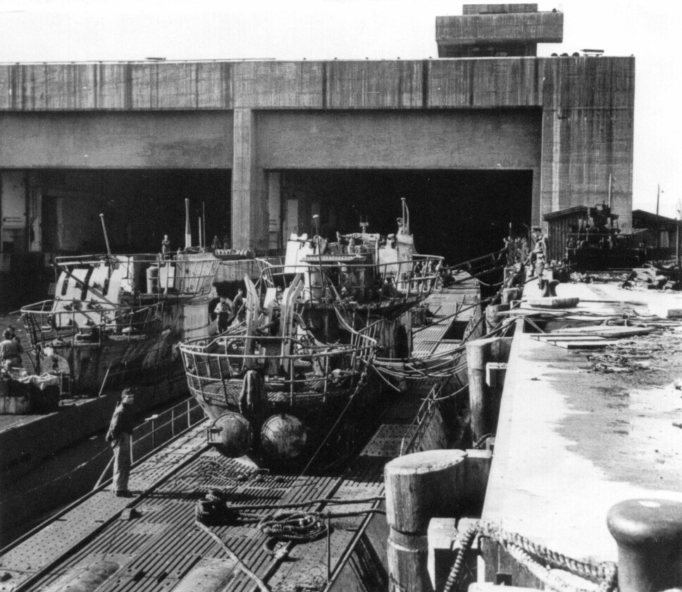 <b>I NORSK TJENESTE:</b> Til venstre ses U 995 (senere KNM Kaura), og til høyre U 861 som kom inn til Trondheim i begynnelsen av mai 1945 fra det fjerne Østen. Foto: Samling Knut Sivertsen. <b>I NORSK TJENESTE:</b> Til venstre ses U 995 (senere KNM Kaura), og til høyre U 861 som kom inn til Trondheim i begynnelsen av mai 1945 fra det fjerne Østen. Foto: Samling Knut Sivertsen.