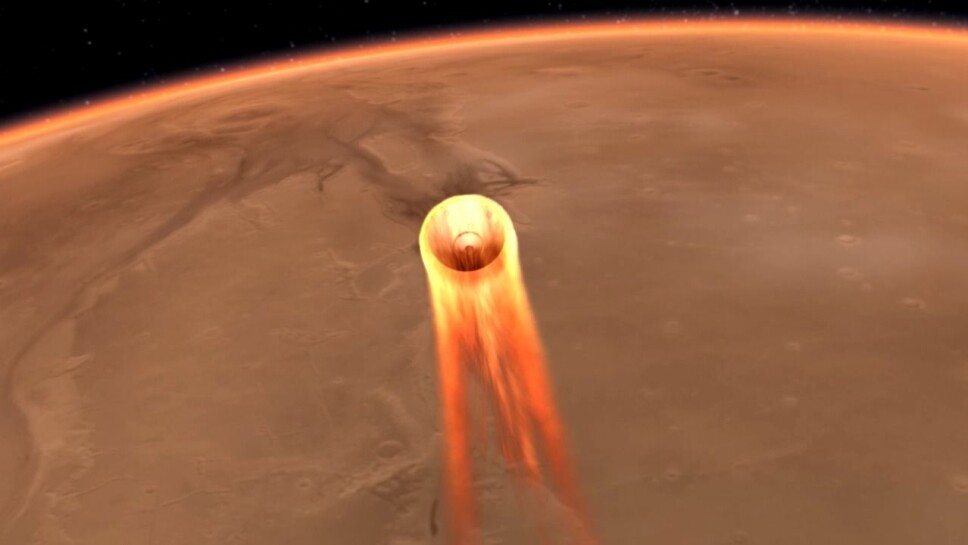 <b>HETT: </b>Varmeskjoldet beskytter InSight når den suser inn i Mars-atmosfæren i 10.000 km/t. I løpet av drøyt seks minutter måtte sonden bremse ned til rundt 8 km/t ved hjelp av en fallskjerm og bremseraketter. <b>HETT: </b>Varmeskjoldet beskytter InSight når den suser inn i Mars-atmosfæren i 10.000 km/t. I løpet av drøyt seks minutter måtte sonden bremse ned til rundt 8 km/t ved hjelp av en fallskjerm og bremseraketter.