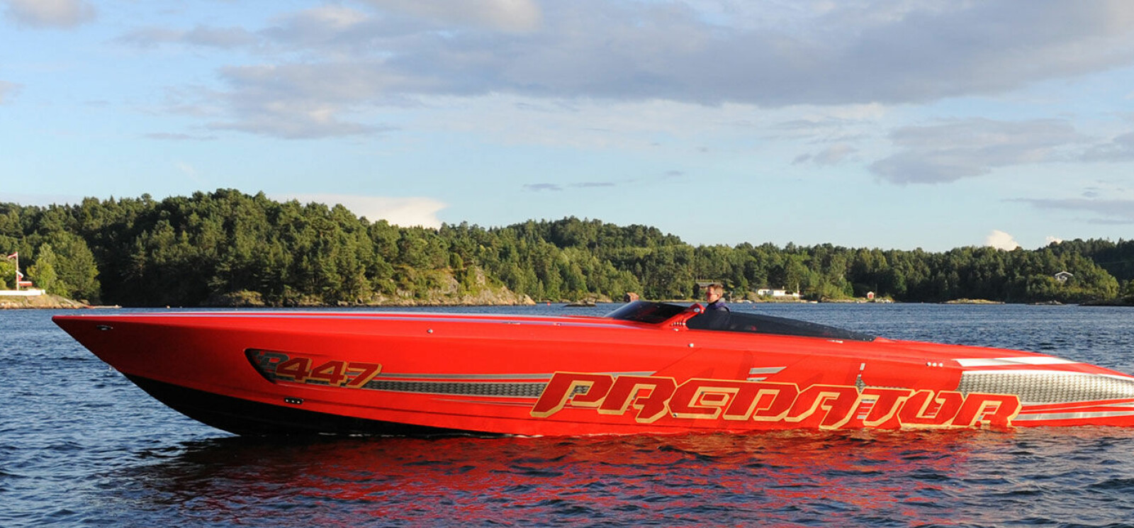 <b>TESTET:</b> Predator 447 med 2700 hester under test i Norge. <b>TESTET:</b> Predator 447 med 2700 hester under test i Norge.