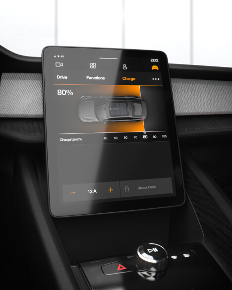 <b>STOR SKJERM:</b> Polestar 2 får en stor skjerm, men skjermen i Tesla Model 3 er større. <b>STOR SKJERM:</b> Polestar 2 får en stor skjerm, men skjermen i Tesla Model 3 er større.