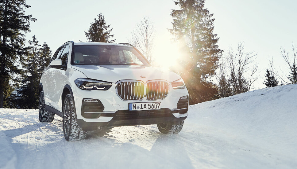 <b>KRAFTKAR:</b> BMW X5 45e xDrive får systemytelse på 394 hk og elektrisk rekkevidde på 80 km. <b>KRAFTKAR:</b> BMW X5 45e xDrive får systemytelse på 394 hk og elektrisk rekkevidde på 80 km.