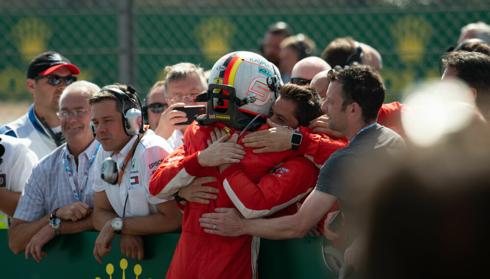 <b>JUBEL:</b> Sebastian Vettel, Scuderia Ferrari. <b>JUBEL:</b> Sebastian Vettel, Scuderia Ferrari.