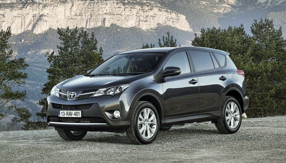 <b>POPULÆR: </b>Som bruktbil er Toyota RAV4 med dieselmotor vel så populær som hybridvarianten. <b>POPULÆR: </b>Som bruktbil er Toyota RAV4 med dieselmotor vel så populær som hybridvarianten.