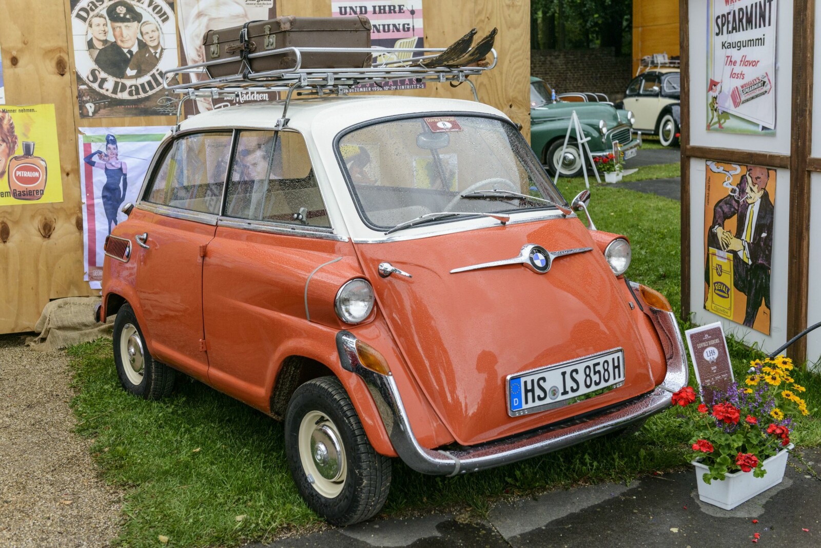 <b>SJANSELØS MOT BOBLA:</b> Fireseters BMW Isetta 600. <b>SJANSELØS MOT BOBLA:</b> Fireseters BMW Isetta 600.