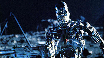 Terminator-filmene var basert på selvstendige våpensystemer som snudde seg mot menneskene og gikk til angrep. Terminator-filmene var basert på selvstendige våpensystemer som snudde seg mot menneskene og gikk til angrep.