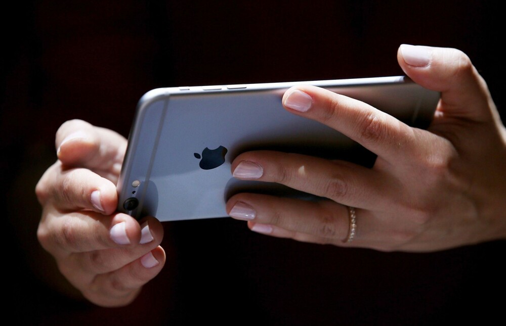 I likhet med iPad, har den såkalte "phableten" iPhone 6 Plus lanskapsmodus. I likhet med iPad, har den såkalte "phableten" iPhone 6 Plus lanskapsmodus.