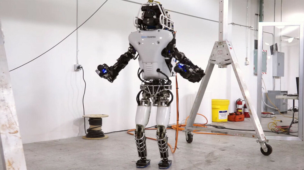 Atlas-roboten utvikles spesifikt for å kunne operere på egenhånd. Med våpensystemer blir den en moralsk nøtt. Atlas-roboten utvikles spesifikt for å kunne operere på egenhånd. Med våpensystemer blir den en moralsk nøtt.