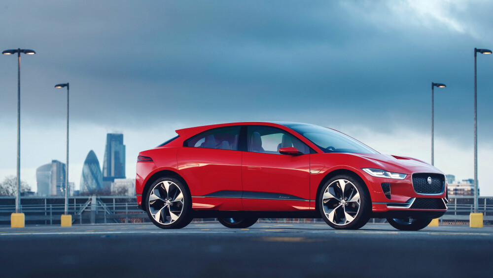 I-Pace er første elektriske bil ut fra Jaguar Land Rover, den kommer til neste år. I-Pace er første elektriske bil ut fra Jaguar Land Rover, den kommer til neste år.